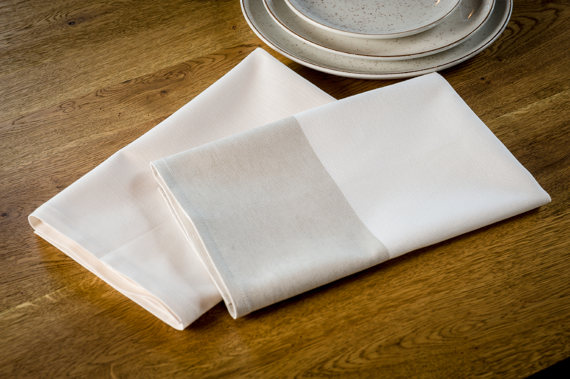 Expand Housse stretch de qualité professionnelle pour table de bistrot de Ø 60 Weiß Ø 60-65 cm 85 cm Polyester 